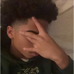 Meet your Posher, Kennyi